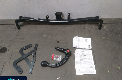 HAK HOLOWNICZY PEUGEOT 5008 II 2
