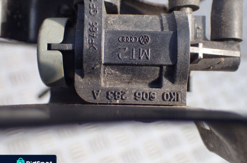 ZAWÓR ZBIORNIK CIŚNIENIA AUDI A4 B8 A5 8K0906627 RADOM