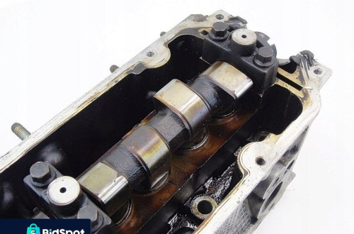 Głowica Wałek 55196018 1.2 1.4 8V Punto Evo Grande Punto Panda Fiat 500