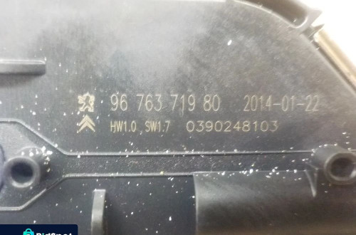 CITROEN C4 PICASSO II SILNIK WYCIERACZEK