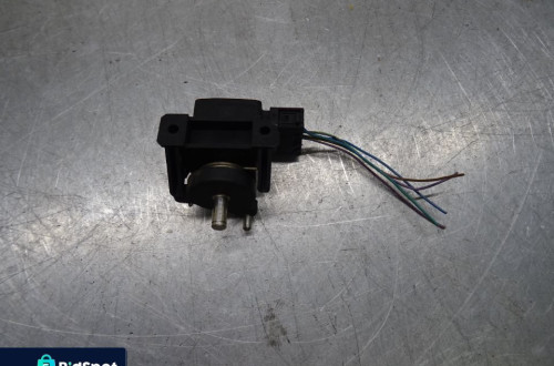 MERCEDES W168 LIFT 01-04 POTENCJOMETR GAZU A0135427717