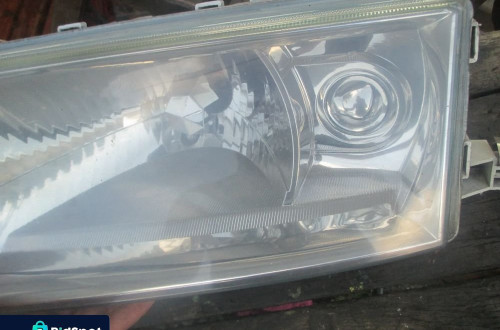 lampa lewa Octavia I lift Europa