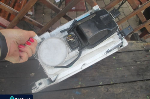 lampa lewa Octavia I lift Europa