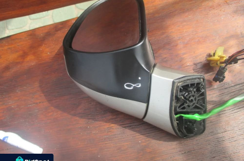 lusterko prawe Peugeot 308 8pin 2 wtyczki  Europa