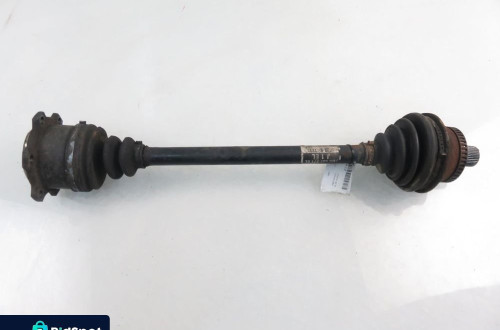 PÓŁOŚ LEWA PRZEDNIA VW PASSAT B5 FL 1.9 TDI PD