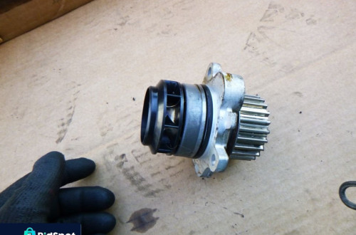 VW GOLF SEAT AUDI SKODA 2.0 TFSI POMPA WODY
