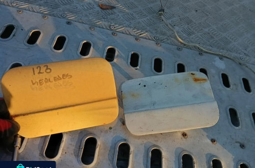 mercedes w123 123 beczka klapka wlewu paliwa