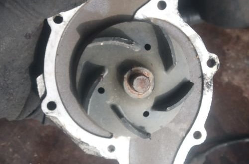 AUDI A6 C5 A4 B5 2.5 TDI POMPA WODY