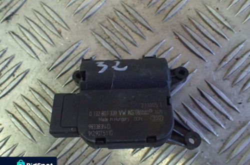 AUDI A3 8P SILNICZEK NAGRZEWNICY 0132801339 RADOM