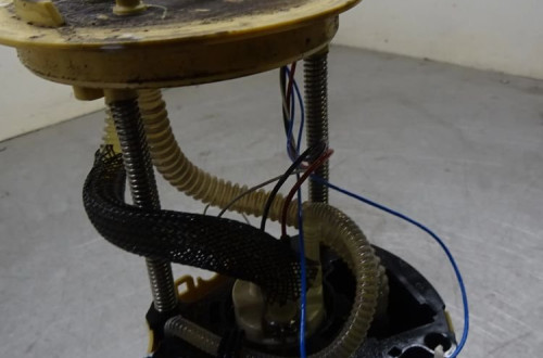 OPEL ASTRA K KOMBI 1.6CDTI POMPA PALIWA 13509661