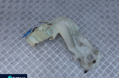 ZBIORNICZEK SPRYSKIWACZY AUDI A4 B6 B7 8E0955453 RADOM