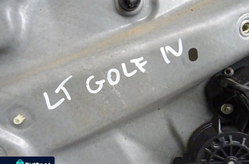 VW GOLF IV HB 5D 1.9TDI MECHANIZM PODNOŚNIK SZYBY LEWY TYŁ TYLNY 1J4839755E