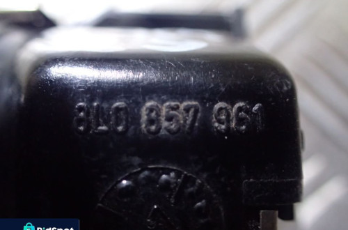 POPIELNICZKA VW AUDI SEAT 8L0857961 RADOM