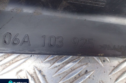 OSŁONA SILNIKA AUDI 06A103925 RADOM