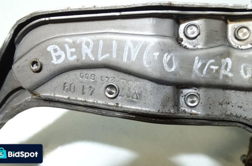 DŹWIGNIA RĘCZNEGO HAMULCA CITROEN BERLINGO II 1.6HDI 9680786377