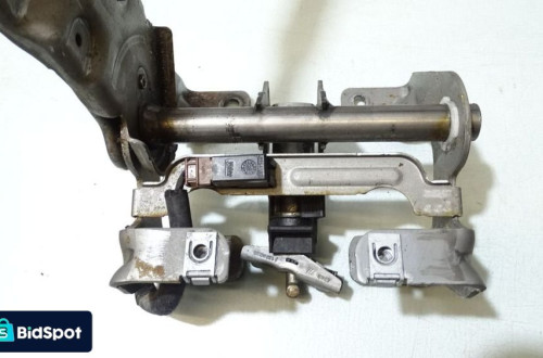 DŹWIGNIA RĘCZNEGO HAMULCA CITROEN BERLINGO II 1.6HDI 9680786377
