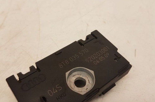 FILTR PRZECIWZAKŁÓCENIOWY AUDI A5 LIFT 8T8035570