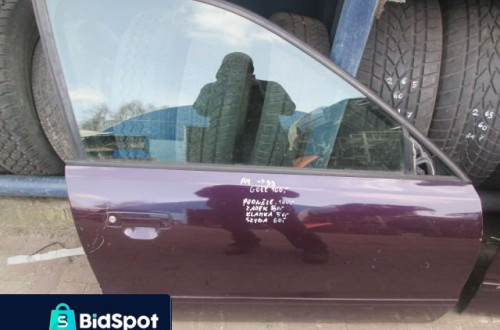PODNOŚNIK DRZWI AUDI A4 94-99 PRAWY PRZEDNI