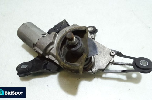 SILNICZEK WYCIERACZKI TYLNEJ TOYOTA YARIS II P9 1.0 85130-0D020-F 0390201825