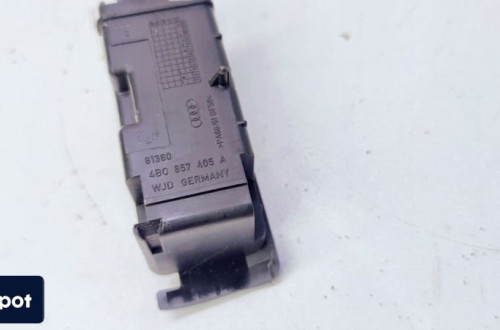 WKŁAD POPIELNICZKI LEWY TYŁ AUDI A6 C6 4B0857405A