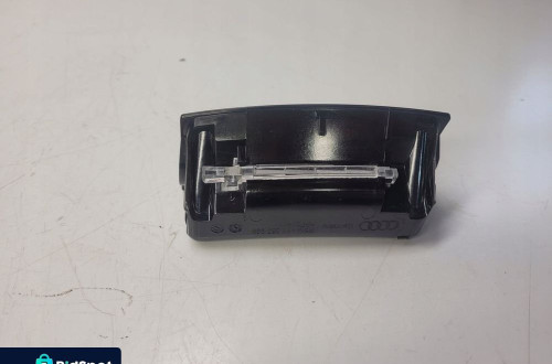 WKŁAD POPIELNICZKI PRZÓD AUDI A6 C6 4F1857989