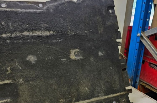 OSŁONA PŁYTA PODWOZIA PRAWA AUDI A6 C7 4G0825208D