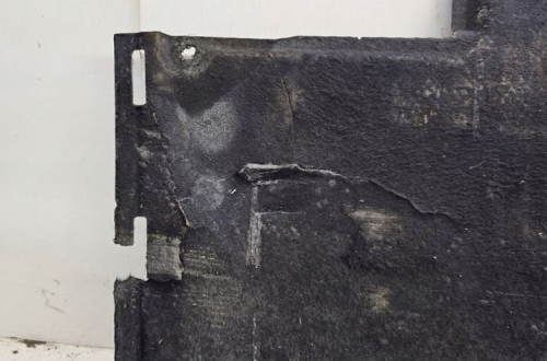 OSŁONA PŁYTA PODWOZIA PRAWA AUDI A6 C7 4G0825208D