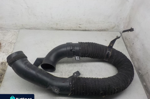 TOYOTA AURIS 1.4 VVTI RURA DOLOT POWIETRZA