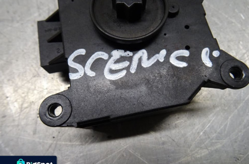 RENAULT GRAND SCENIC II 03-06 SILNICZEK NAGRZEWNICY M030990