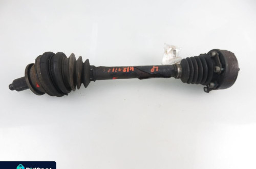 PÓŁOŚ LEWA PRZEDNIA VW POLO 9N 1.9 SDI - ASY