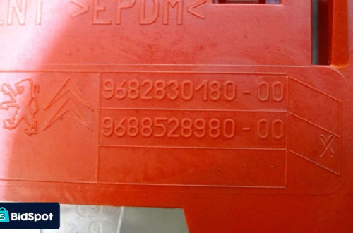 ŚWIATŁO STOPU CITROEN BERLINGO II 1.6HDI 9682830180