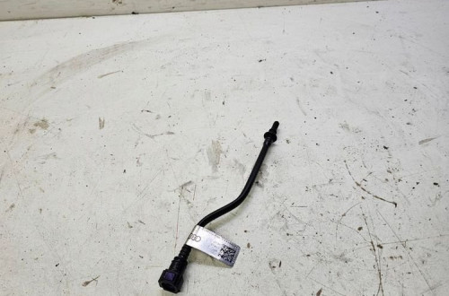 WĄŻ PRZEWÓD ADBLUE AUDI A4 A5 A6 8K0131987B