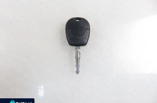 STACYJKA WKŁADKA NISSAN ALMERA TINO V10