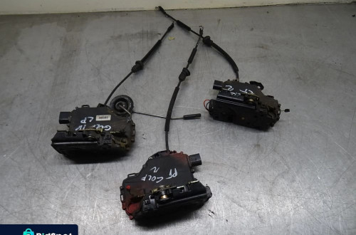 VW GOLF IV HB 5D 1.9TDI  ZAMEK DRZWI PRZÓD PRZEDNI TYŁ TYLNY