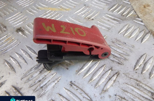 MERCEDES W210 UCHWYT RACZKA OTWIERANIA MASKI