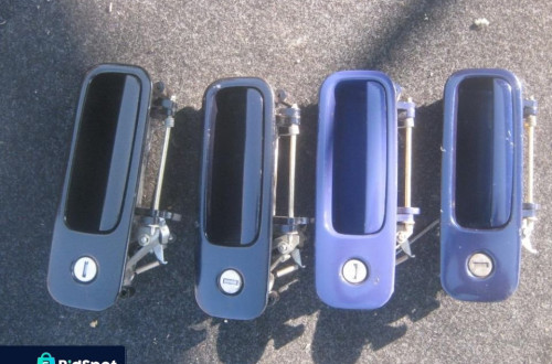 zamek klamka klapy tył polo