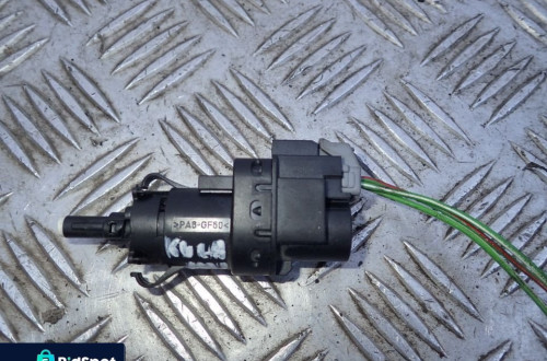 VOLVO S40 2 II WŁĄCZNIK ŚWIATEŁ STOP 3M5T13480AC RADOM