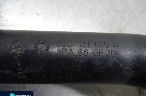 VW GOLF V HB 5D 03-09 1.4FSI OBUDOWA TERMOSTATU PRZEWODY