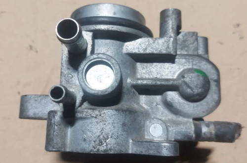 Przepustnica Toyota Yaris II 1.3 VVTI 22030-23010