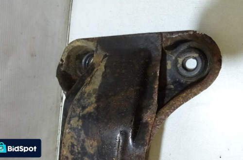 BELKA WSPORNIK SKRZYNI MITSUBISHI PAJERO III 3.2DID