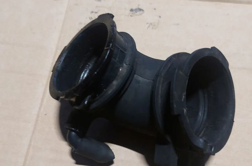 Rura dolotowa przepustnicy Mazda 1.6b 014081-1611