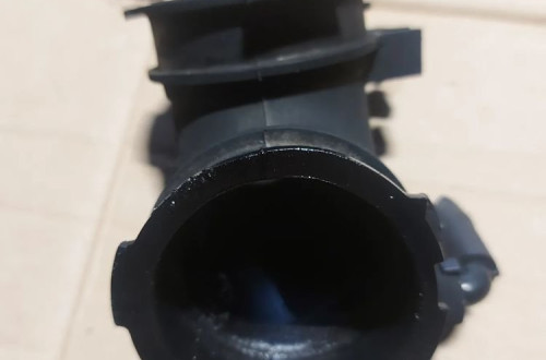 Rura dolotowa przepustnicy Mazda 1.6b 014081-1611