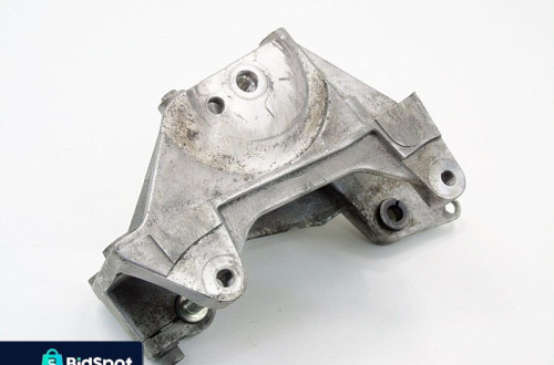 Łapa Wspornik Silnika Alternatora 2.0 Hdi 206 306 307 406 9636301380