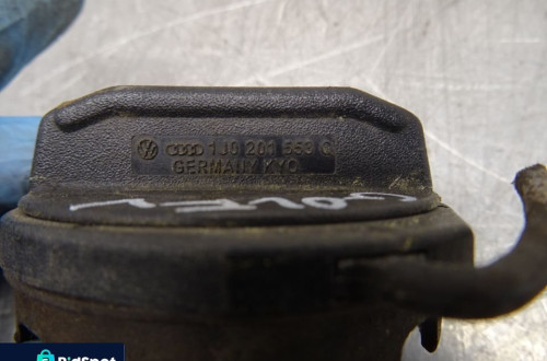 VW GOLF V HB 5D 03-09 1.4FSI KOREK WLEWU PALIWA 1J0201553Q