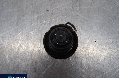 VW GOLF V HB 5D 03-09 1.4FSI KOREK WLEWU PALIWA 1J0201553Q