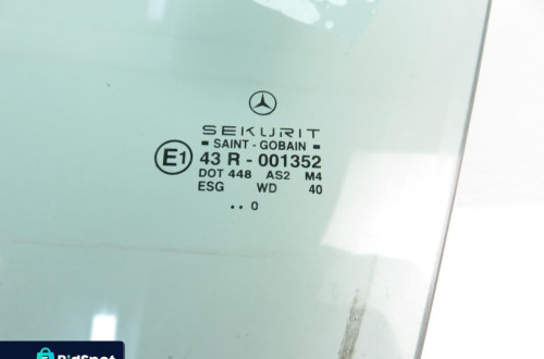 SZYBA LEWA PRZEDNIA MERCEDES CL203