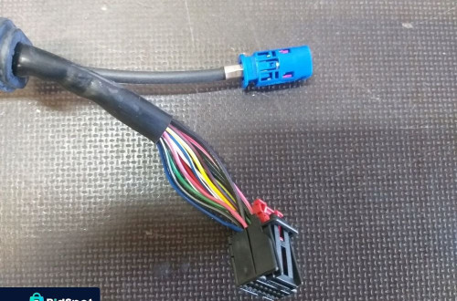 LUSTERKO PRAWE AUDI Q5 151PIN 80A857528A