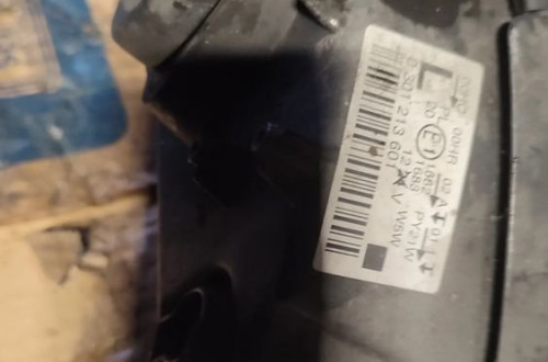 Lampa lewy przód Peugeot 407 anglik