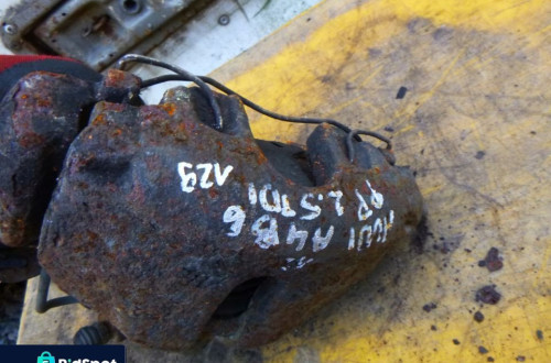 AUDI A4 B5 2.5 TDI ZACISK HAMULCOWY PRZOD PRAWY