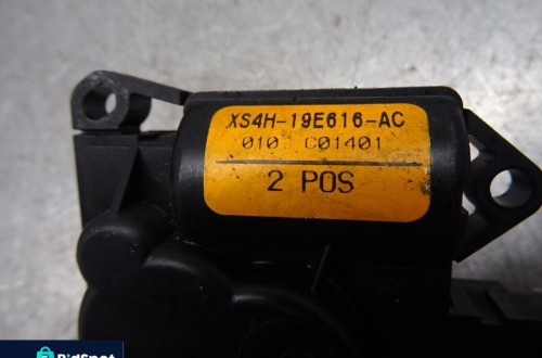 FORD FOCUS MK1 LIFT 01-04 1.8TDCI SILNICZEK WIĄZKA NAGRZEWNICY 98AG18B604 / XS4H19E616AC